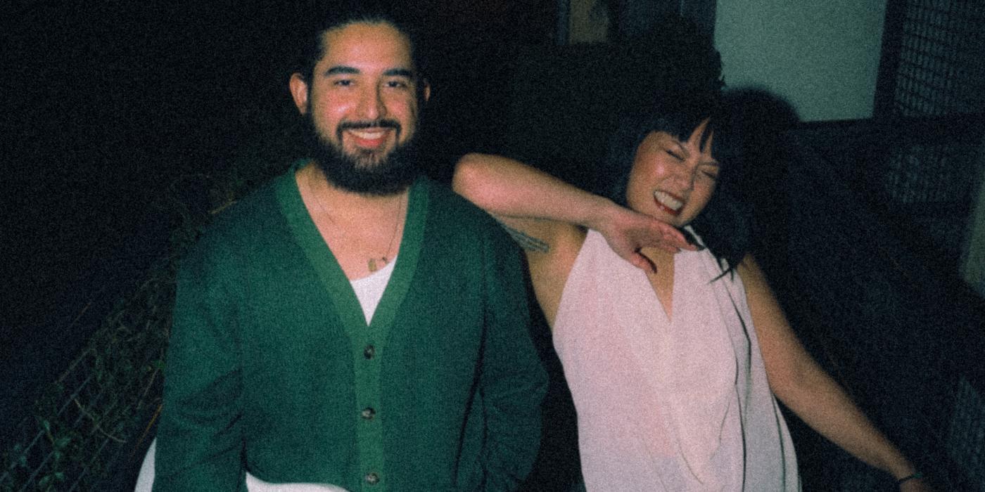 Ang Sirena posing with guitarist