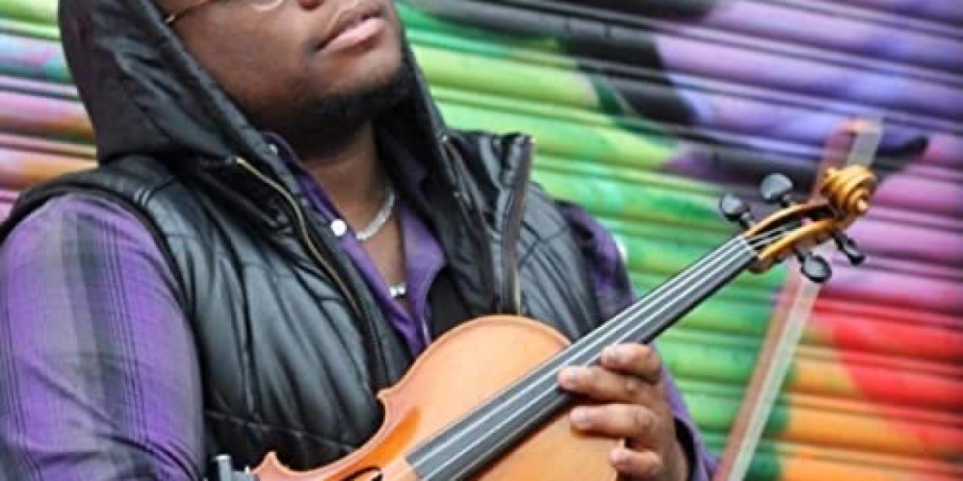 Violinist Dominique Hammons 