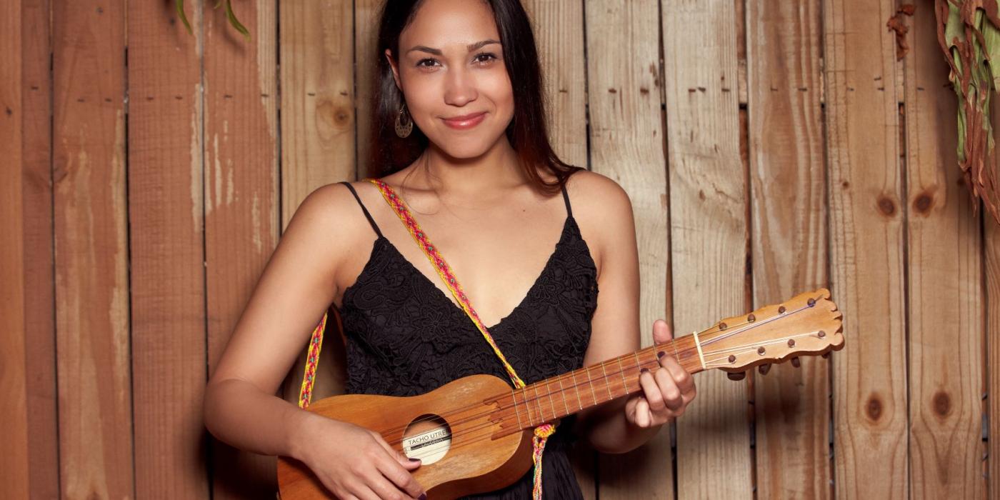 Sonia De Los Santos 