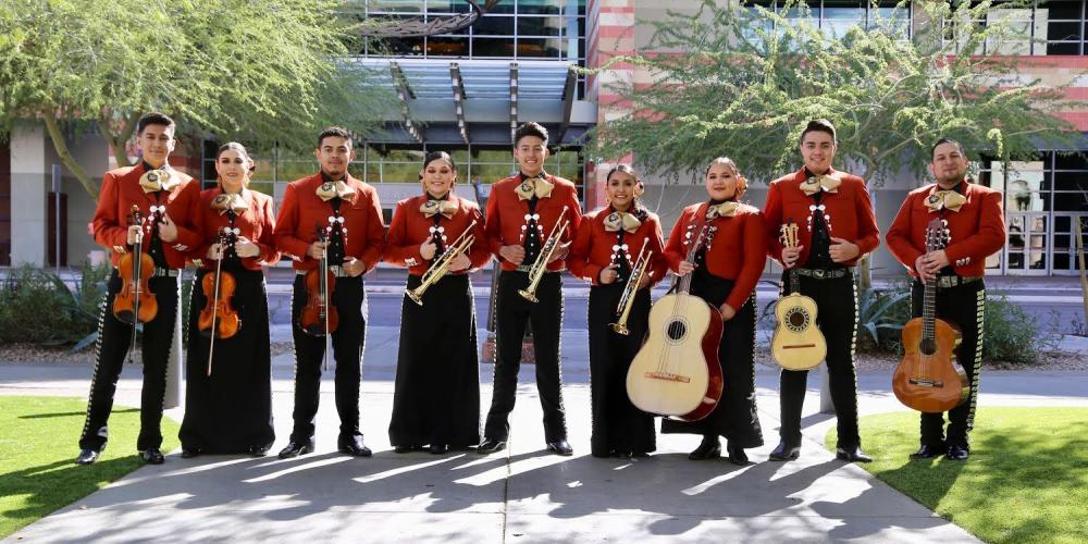 Mariachi Corazon de Valle