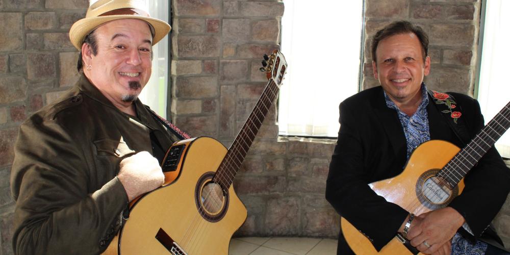 That Sahnas Brothers Trio with violinist Suzanne Lansford play an evening of beautiful mediterranean style jazz
