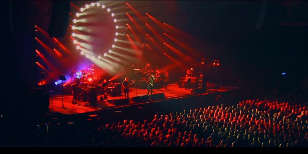 Transported to the heyday of Pink Floyd as these superb musicians recreate the spectacle and energy of the iconic band’s concert experience